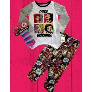 NEW*Disney Princess*SZ: S(5-6) Ariel~Snow White Soft Pajama W/Cozy Socks Girls